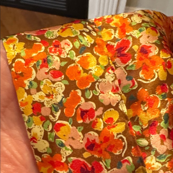 Victoria's Secret Vibrant Floral Satin Robe - One Size - Picture 8 of 8